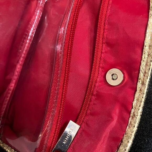 TRINA Leopard Print Makeup Bag - Picture 5 of 5